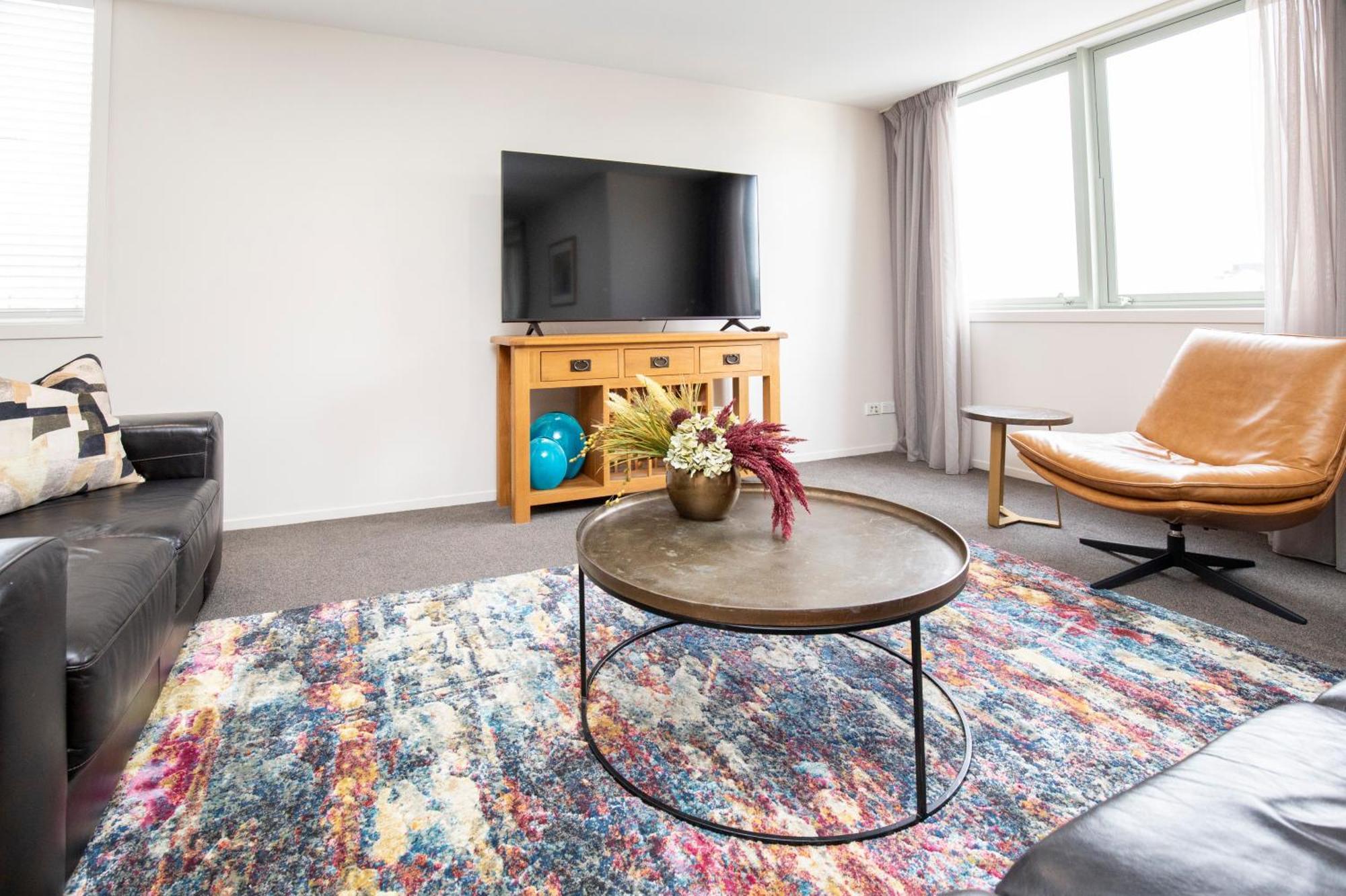 Cathedral Junction Apartment *